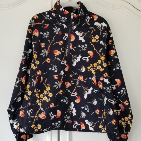 North Face Women’s Windbreaker Jacket fungi mushrooms flowers - Picture 6 of 6